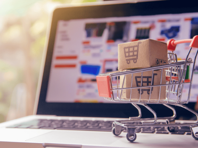 Featured image for [WEBINAR] Elevate your eCommerce Game: Unveiling 2024’s Retail Revolution! 🛍️